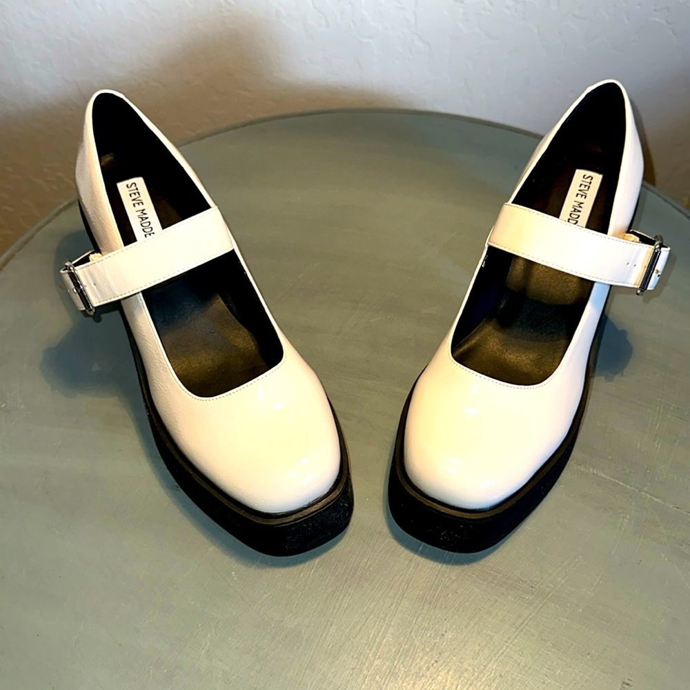 Steve Madden black and white Mary Janes